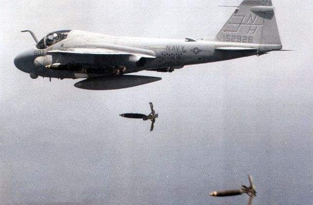 Opt bombe de aviatie din cel de-al doilea razboi mondial, gasite pe santierul Aeroportului Iasi