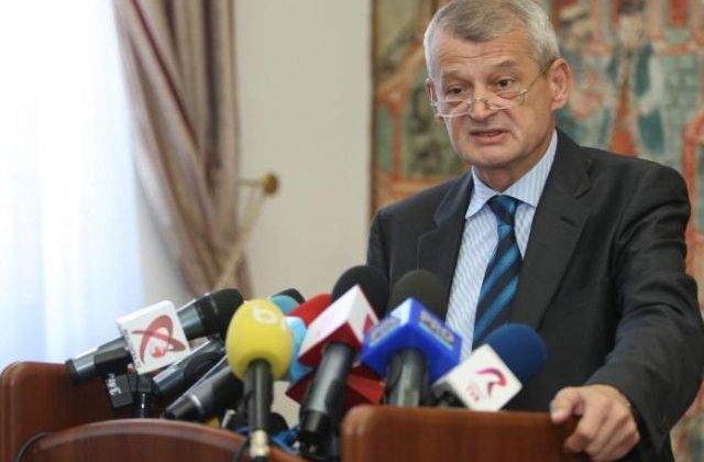 Scandalul cainilor maidanezi: PDL Bucuresti acuza USL ca il acopera pe Oprescu