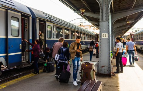 CFR Călători lansează o aplicație mobilă pentru achiziția biletelor