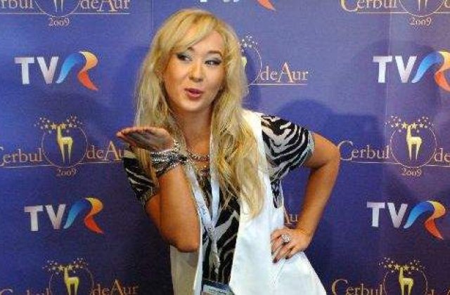 Xonia, jurizata de Robbie Williams si Timbaland