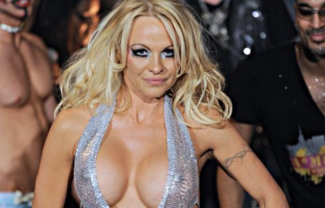  Video  Reclama cu Pamela Anderson, interzisa in Australia