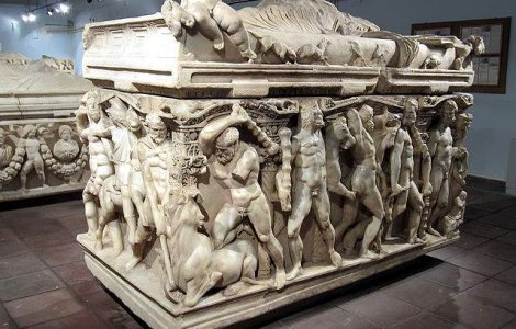 Sarcofag roman sigilat, descoperit la Alba Iulia