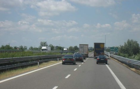 Un roman a devenit erou in Italia