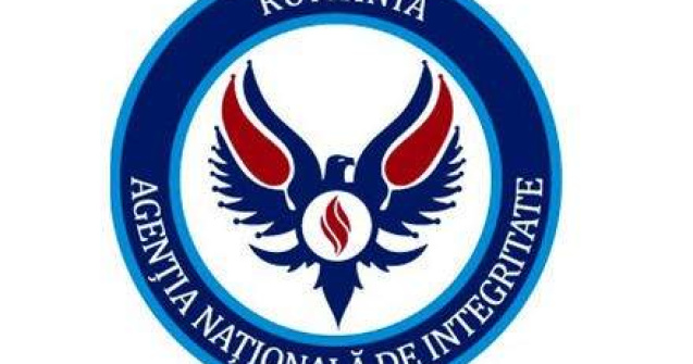 Alti opt primari au fost declarati INCOMPATIBILI de ANI