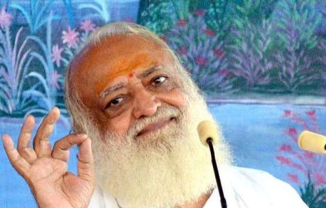 Inca un scandal in India: Guru acuzat ca a violat o adolescenta