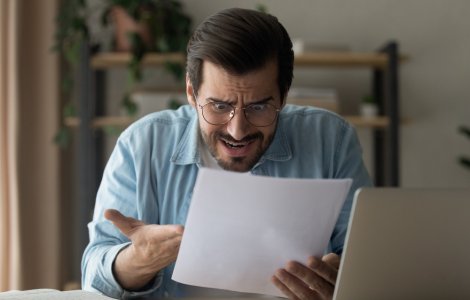  Top  Te storc de bani: 10 achiziții aparent inofensive care îți afectează bugetul