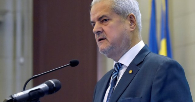 Adrian Năstase: Liberalii își pică propriul Guvern cu voturile echipei Cîțu