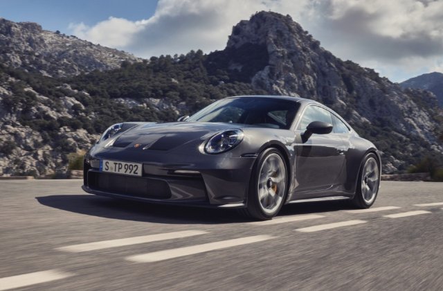 Noul Porsche 911 GT3 Touring: aceiași 510 CP, dar fără aripă spate supradimensionată