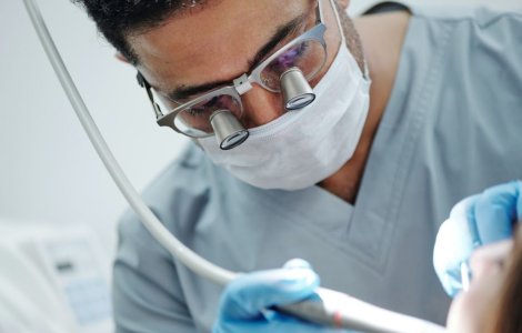 Patru metode pentru a-ți transforma cabinetul stomatologic într-o afacere de succes