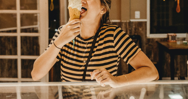 S-a descoperit un pesticid toxic în înghețată! Este interzis în Europa de 10 ani