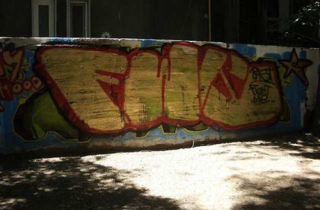 Oprescu nu mai vrea sa vada graffiti pe peretii cladirilor din Bucuresti