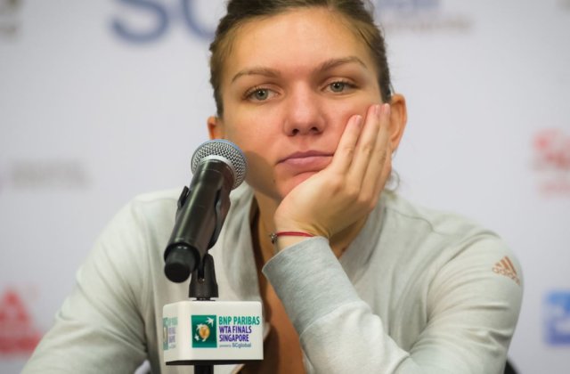 Simona Halep, ca pe nisipuri mișcătoare în clasamentul WTA. Românca ar putea părăsi top 3 la finalul săptămânii