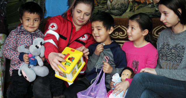 Cât a dat statul pentru susținerea familiei. Valoarea alocațiilor plătite în aprilie 2021