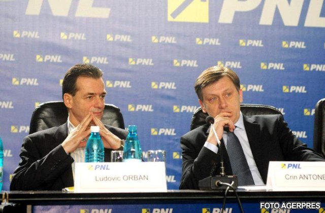 Antonescu si Orban se lupta pentru sefia PNL