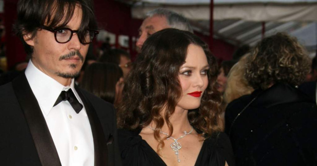 Vanessa Paradis nu-l vrea pe Johhny Depp in scene fierbinti cu Angelina Jolie
