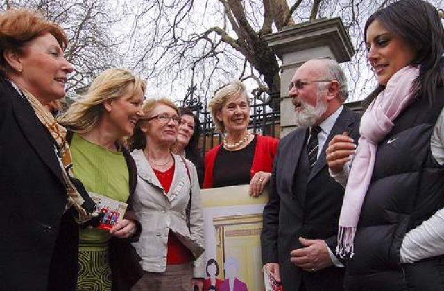 Cadou de 8 Martie: Cofetarie in tramvai si sport extrem pe patru roti