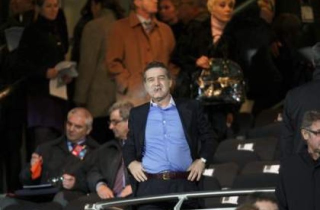 Becali despre Stoica: "E un mercenar!"