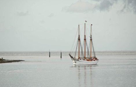 Piratii somalezi, "in tabara capturatilor"