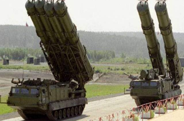 Rusia va propune Iranului noi rachete de tip S-300