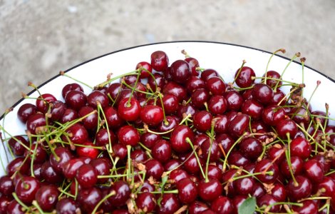  Top  Gust dulce acrișor: 4 beneficii ale consumului de vișine asupra organismului tău