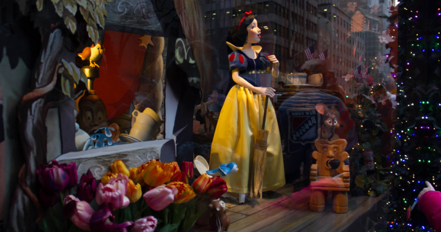 Disney a ales o actriță metisă pentru a o interpreta pe Albă ca Zăpada