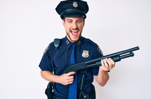 Râzi la maxim: cele mai amuzante 10 bancuri despre polițiști