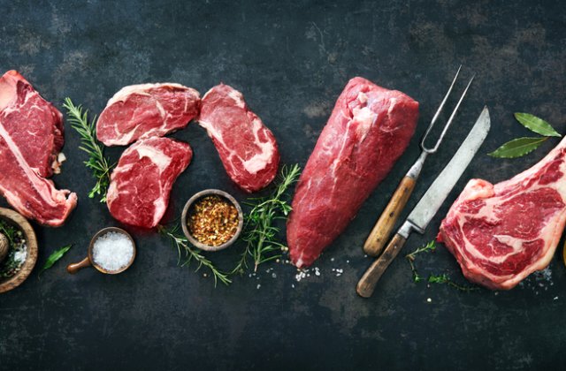 Carne gratuită timp de un an pentru cei care se vaccinează