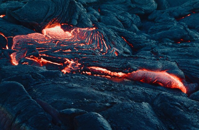 VIDEO Vulcanul Merapi din Indonezia a erupt. Imagini spectaculoase