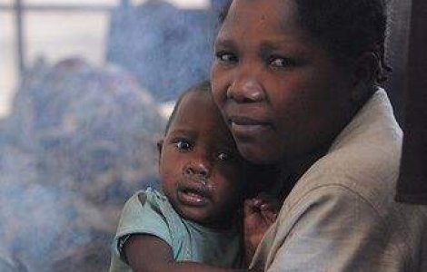 HIV-ul transmis de la mama la copil va fi eliminat pana in 2015