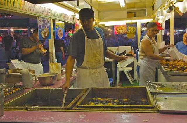 Peste 40% dintre romanii din Spania si Italia contribuie la sistemele de pensii din tarile-gazda