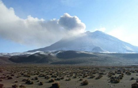 Peru: Stare de urgenta in zona Vulcanului Ubinas