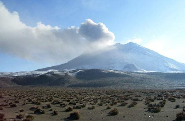 Stare de urgenta in zona Vulcanului Ubinas