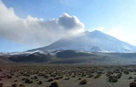 Stare de urgenta in zona Vulcanului Ubinas