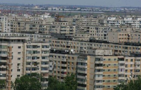 Bucuresti: Un baiat de trei ani, dus la spital dupa ce a cazut de la etajul opt