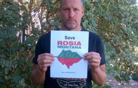 Woody Harrelson protesteaza pentru Rosia Montana