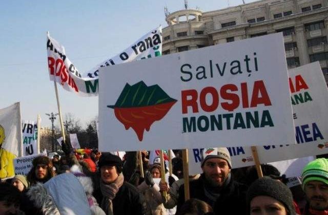 A 13-a zi a protestului fata de proiectul de la Rosia Montana: Mars prin Centrul Vechi