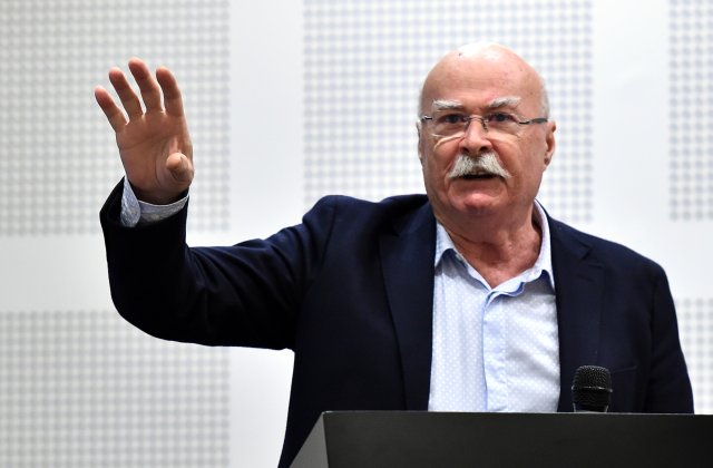 Tudor Gheorghe, despre gestionarea pandemiei: Oamenii politici NU au chestia asta umană