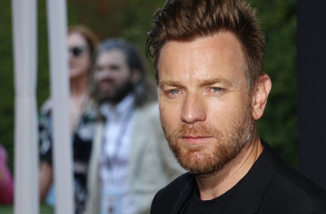 Ewan McGregor, în vârstă de 50 de ani, a devenit tată pentru a cincea oară