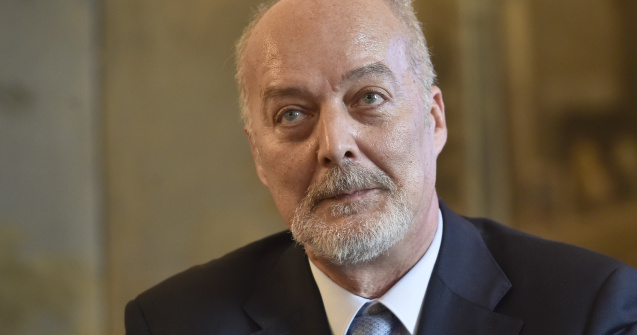 Ambasadorul Italiei, decorat de președintele Iohannis