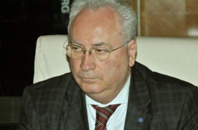 Hasotti: Daca Orban va semna o motiune de cenzura, va avea probleme mari