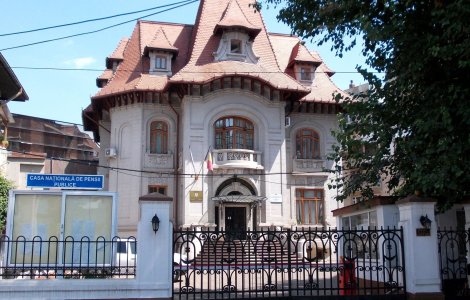 Casa Națională de Pensii angajează 1.000 de persoane pentru evaluarea dosarelor de pensie