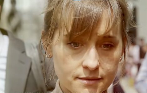 Allison Mack, condamnată la 3 ani de închisoare într-un dosar de trafic sexual