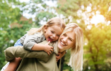  Top  Cum să fii un părinte mai bun – 4 sfaturi de care fiecare mamă trebuie să țină cont