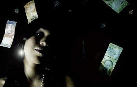 Femeile se descurca mai bine cu banii decat barbatii