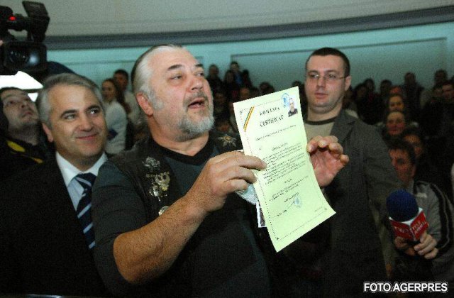 Nicu Covaci e din nou roman, dupa 34 de ani