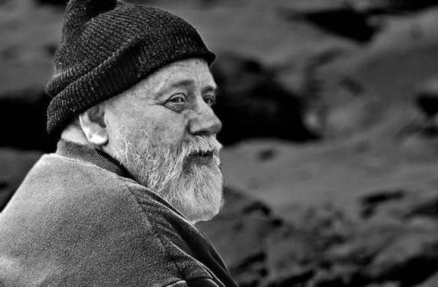 Batranii din Olanda au dreptul de a se sinucide