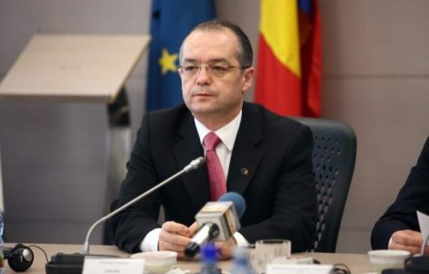  Video Emil Boc, atacat cu bulgari