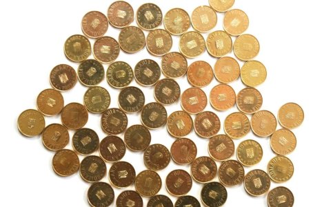 2010: Salariile restante castigate in instante, amanate