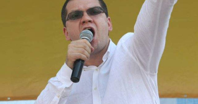 Incidente in Parlamentul Romaniei: "Ponta tradatorul, salvati tricolorul"