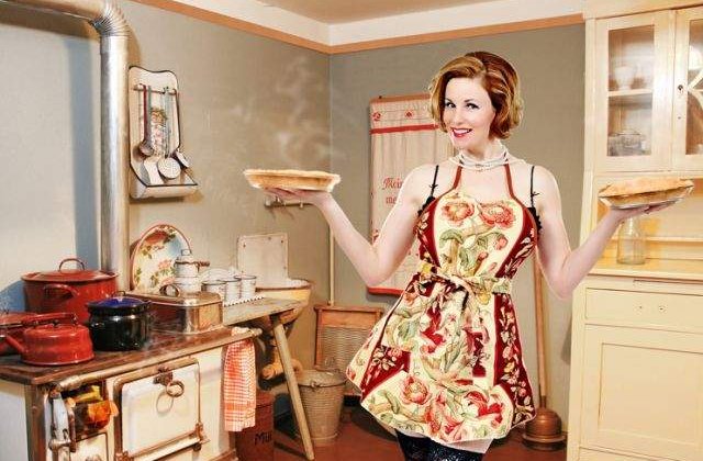 "Femeia perfecta" la romani: Gospodina sensibila si amuzanta